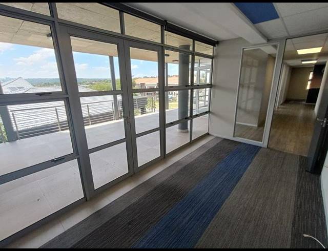 BUSINESS PROPERTY TO RENT IN BRYANSTON